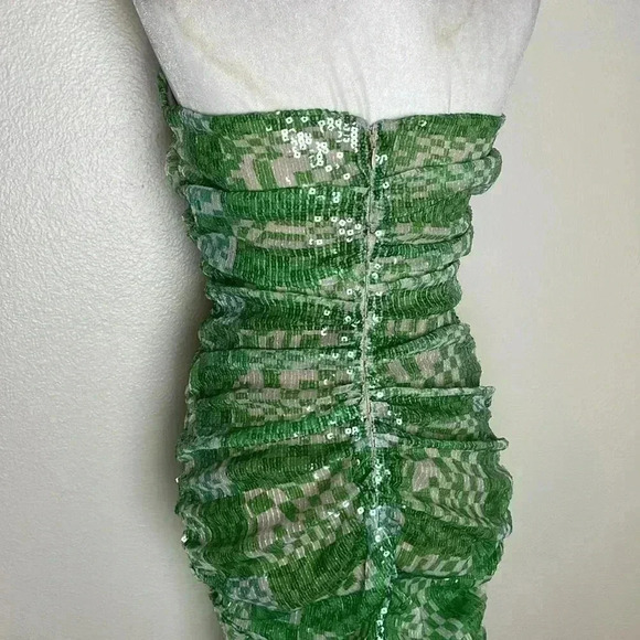 H:ours - Strapless Sequin Maxi Dress - Picture 7 of 8